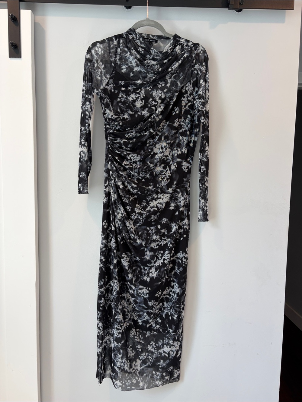 Steve Madden Black & White Floral Ruched Long Sleeve Maxi Dress